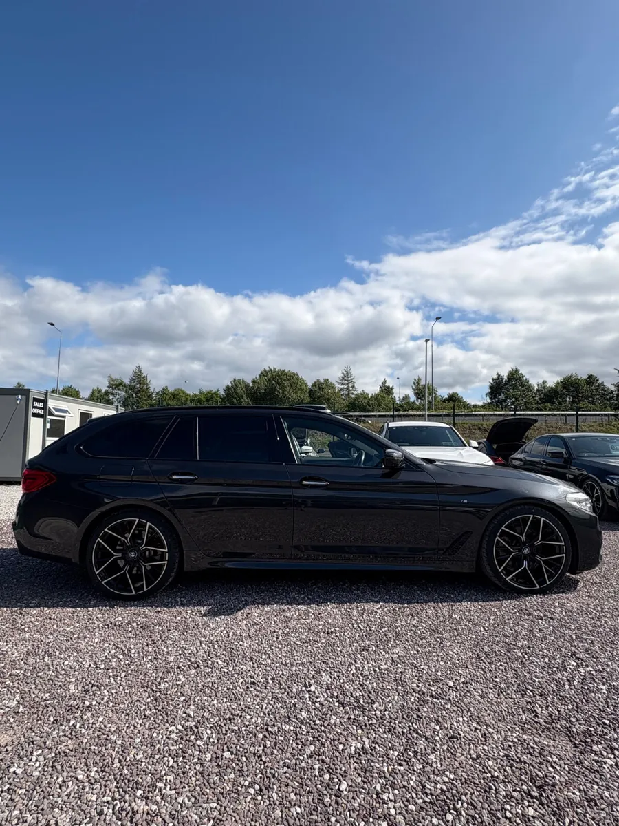 BMW 520D 523D Estate Touring M Sport - Image 2