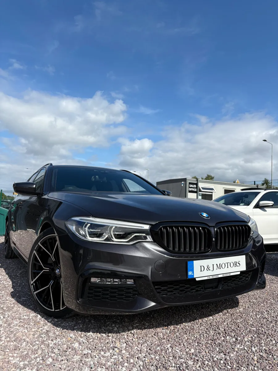 BMW 520D 523D Estate Touring M Sport - Image 4