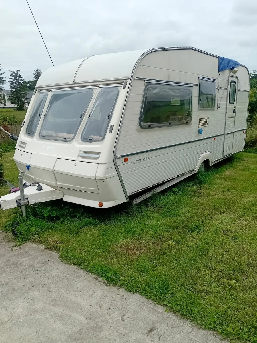 Caravan - Image 1