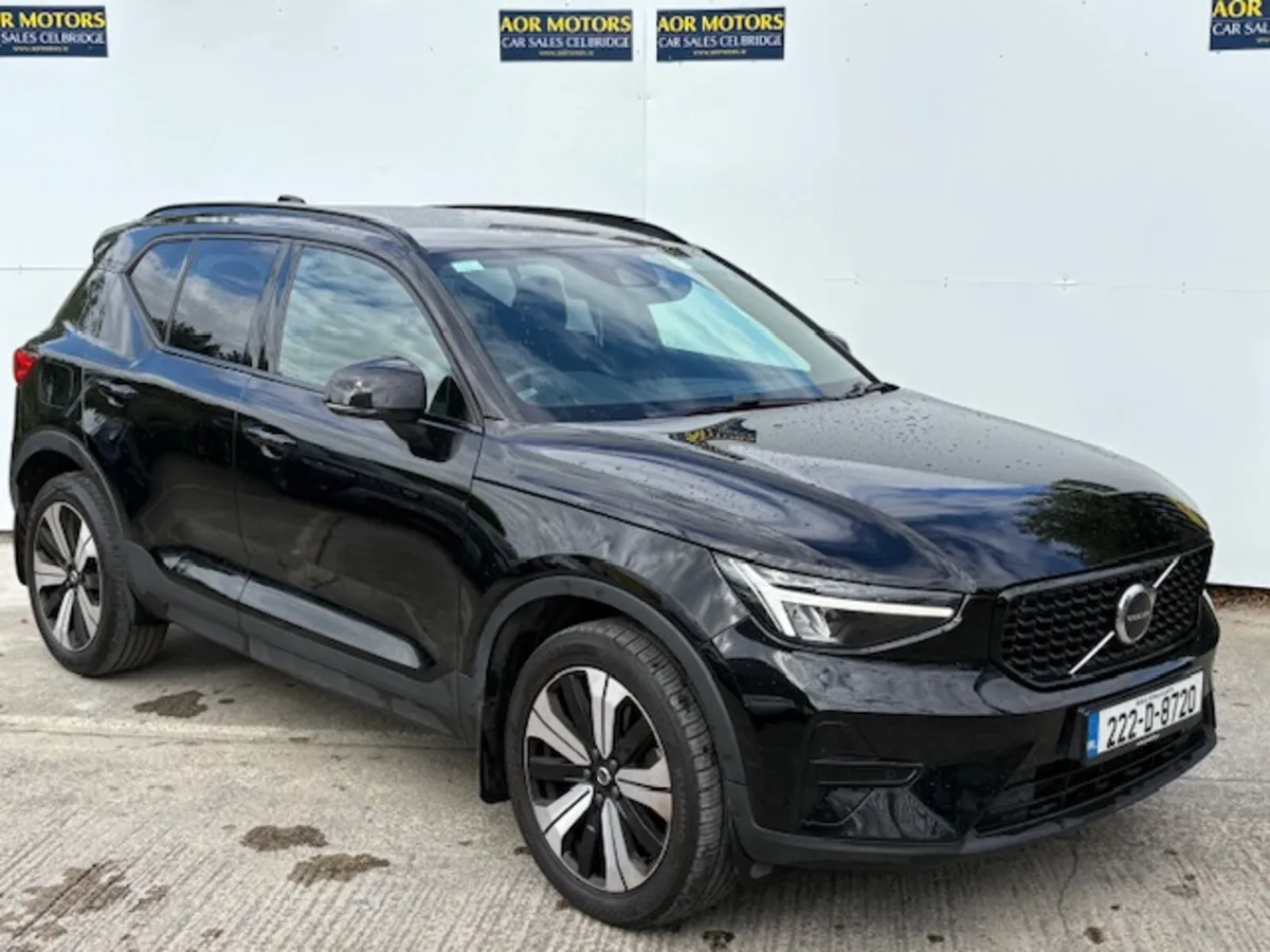 Volvo XC40 2022 - Image 2