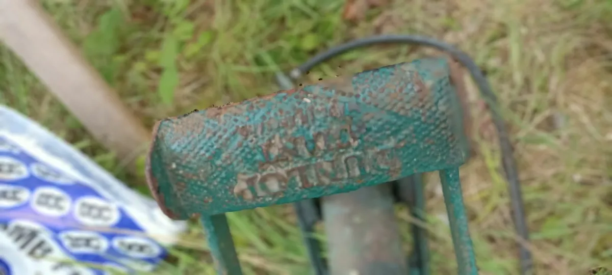 Vintage Giant Dunlop Foot Pump - Image 1