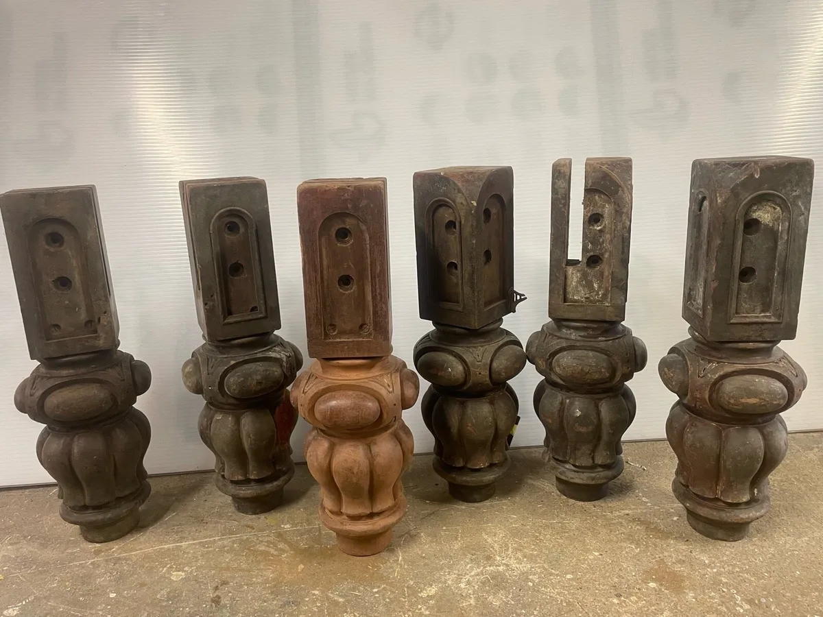 Snooker table legs Solid Mahogany - Image 2