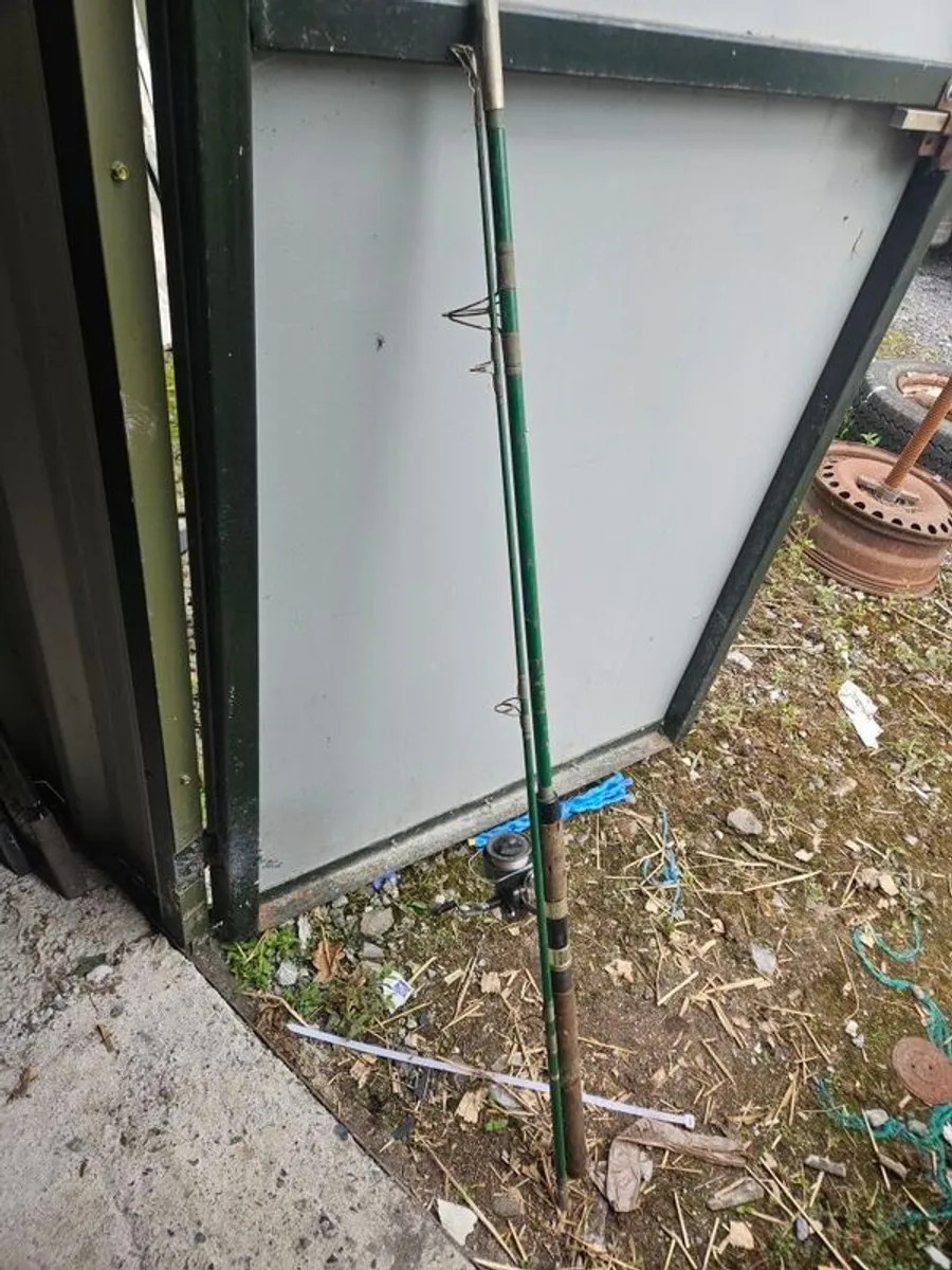 3 fishing rods - Image 2