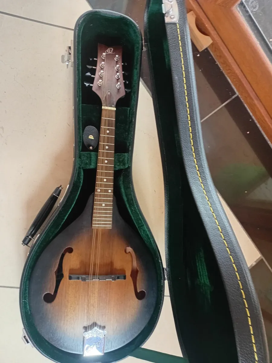 Mandolin - Image 1