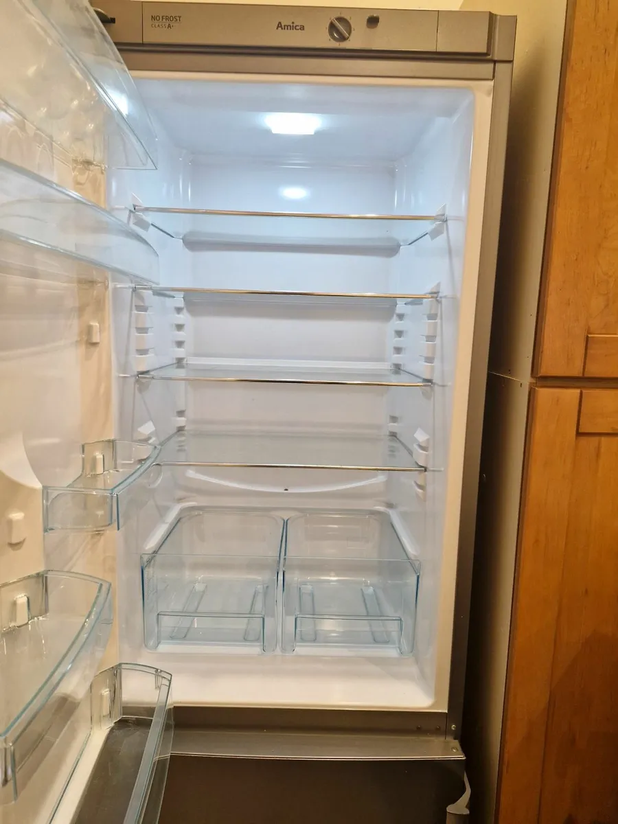 Fridge freezer - Image 2