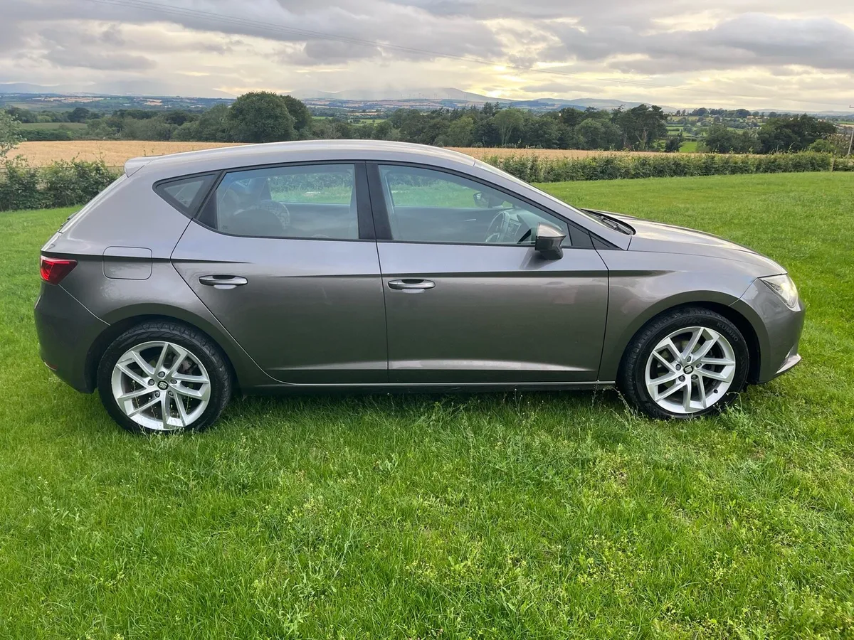 Seat Leon - Image 2