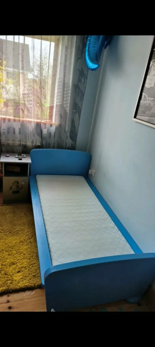 A bed for a child - Image 1