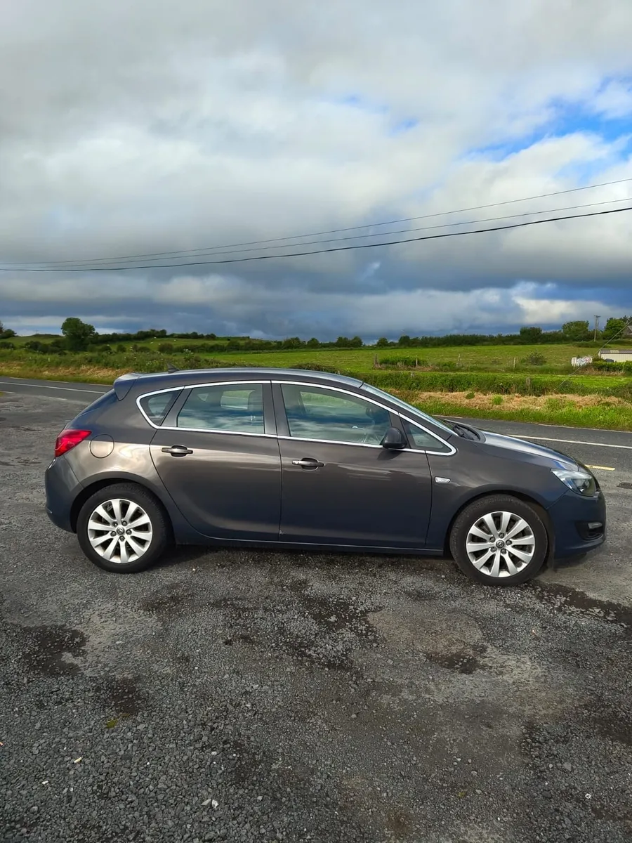 Vauxhall Astra - Image 2