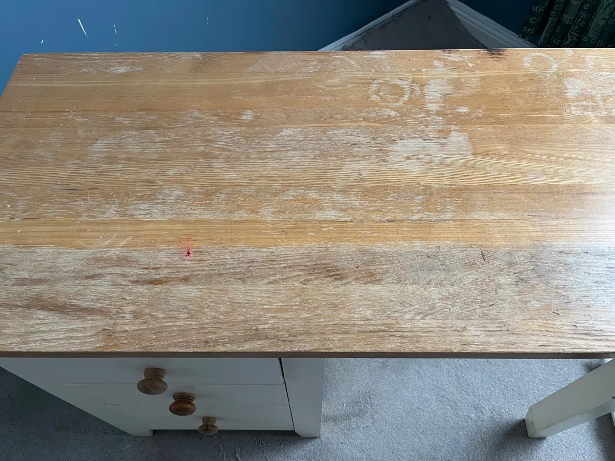 Desk - Image 4