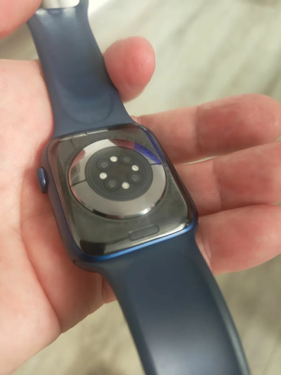 Apple Watch  series 6 - Image 4