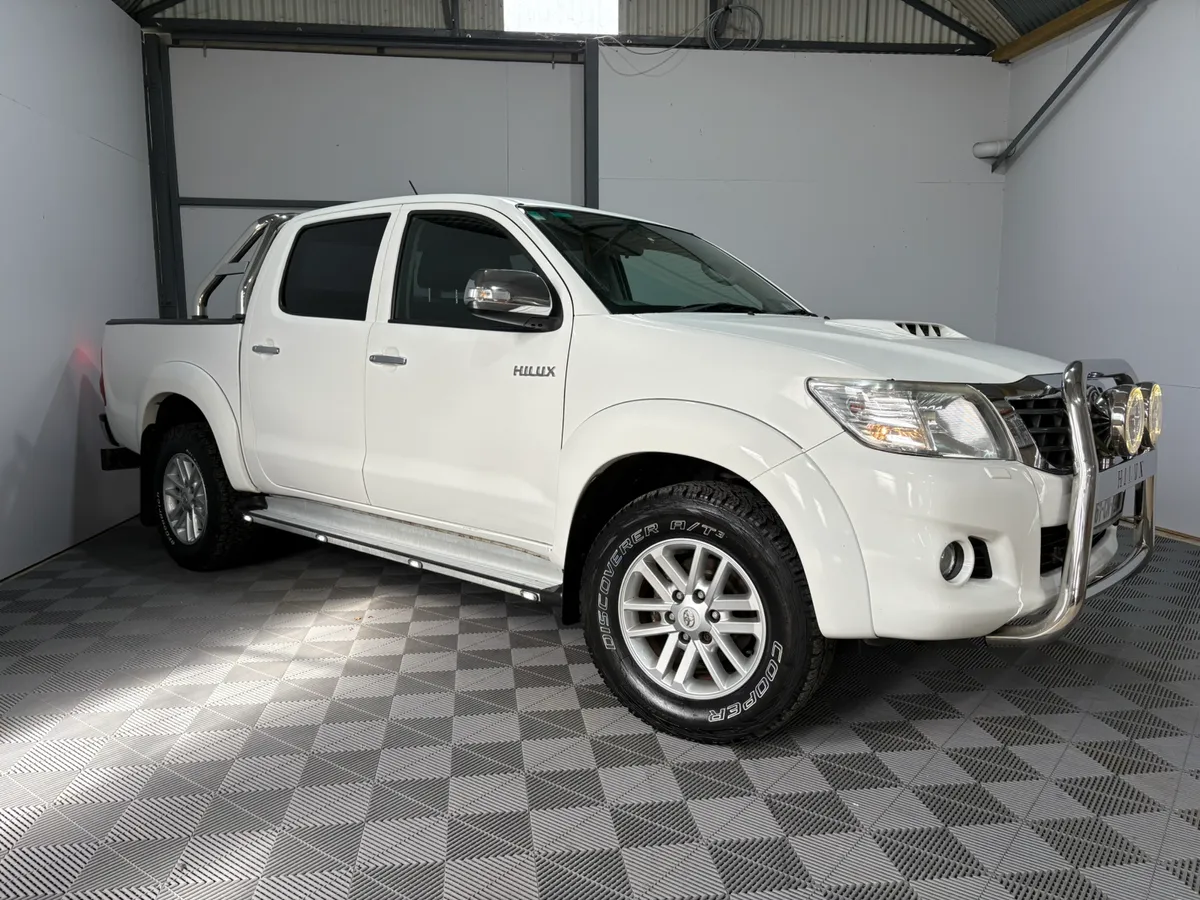 2016 Toyota Hilux Crew Cab 2.5 D4D Manual - Image 1
