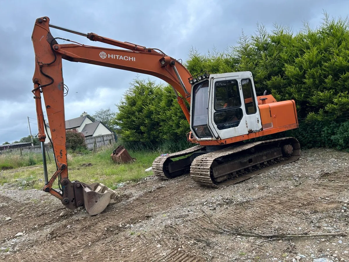 Hitachi FH130-3 13 Ton Digger - Image 2