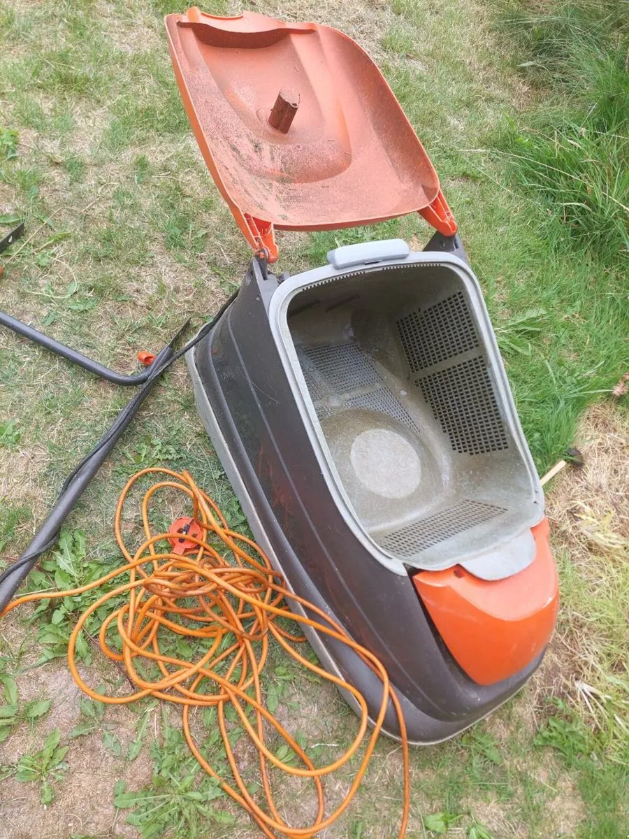 Lawnmower - Image 3