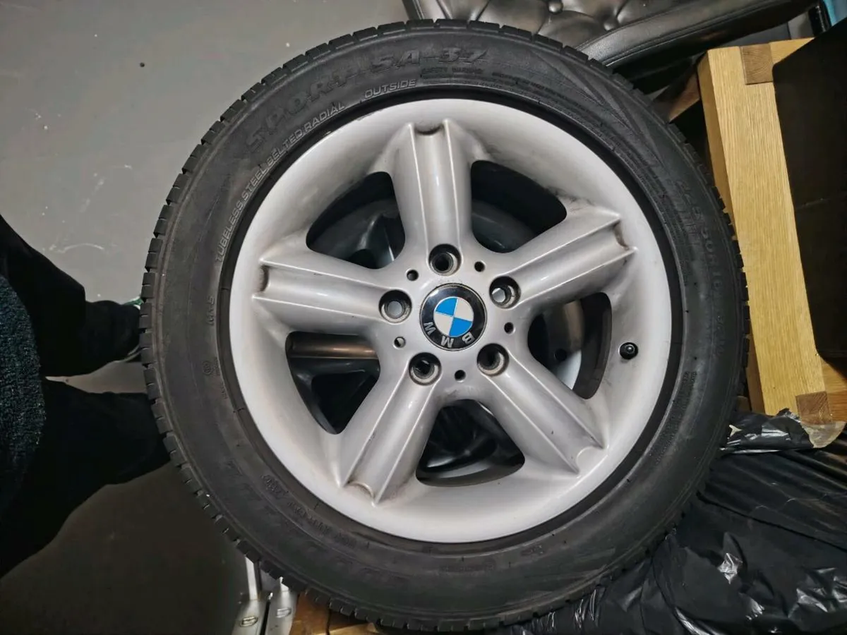 BMW Z3 alloys - Image 1