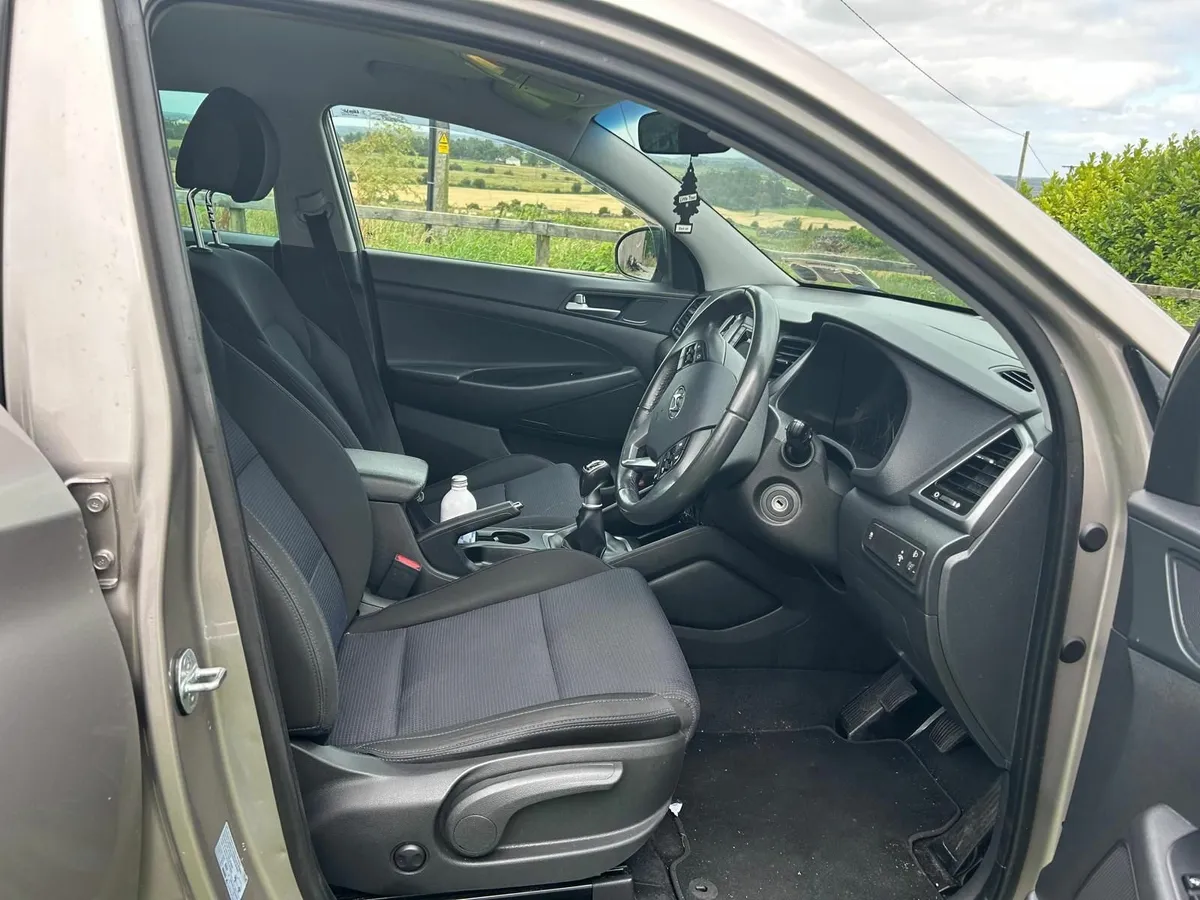 Hyundai Tucson 2017 - Image 3