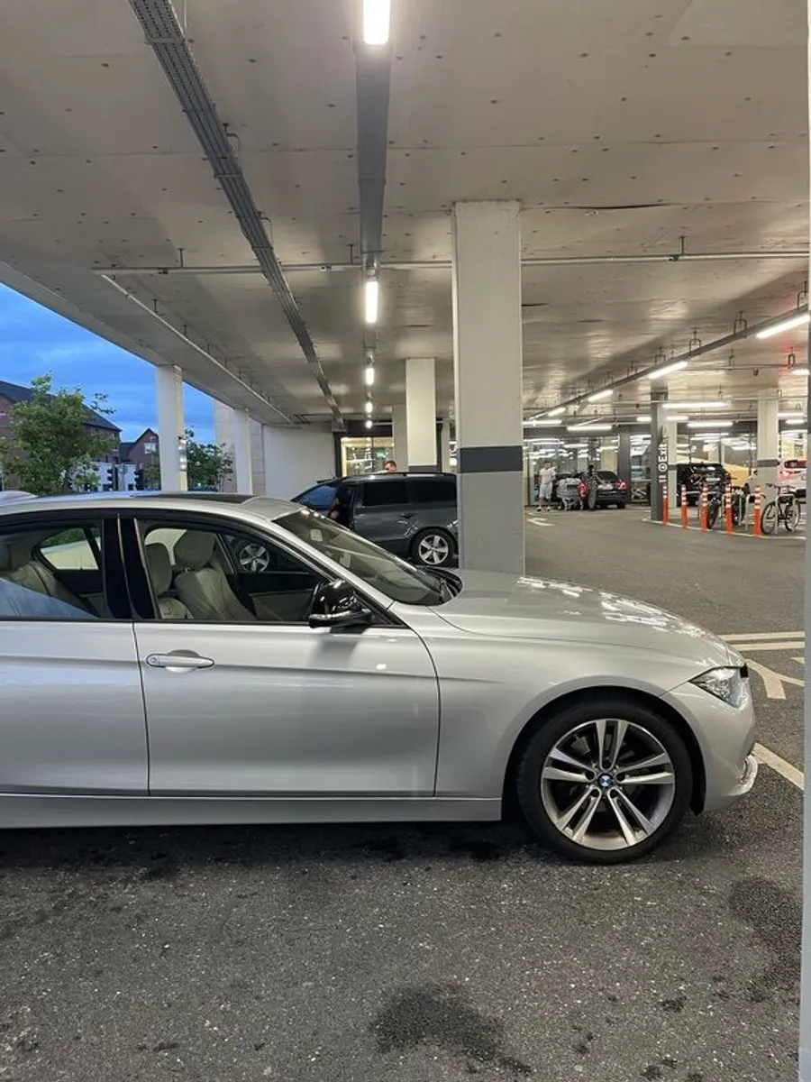 NEED GONE ASAP 2016 Bmw 330e Low Mileage - Image 4