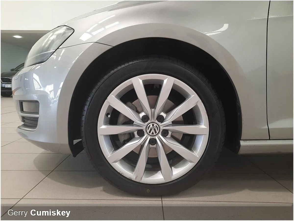 Volkswagen Golf Highline 1.4 TSI DSG - Image 2