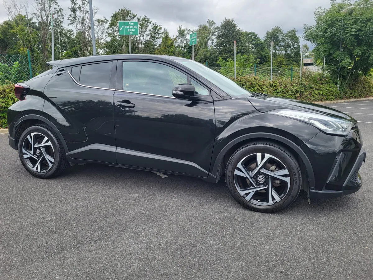 2022 TOYOTA CHR SPORT HYBRID AUTOMATIC - Image 1