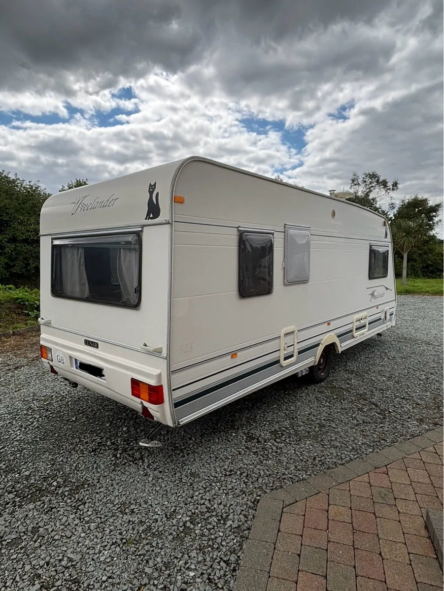 Lunar Freelander caravan - Image 2