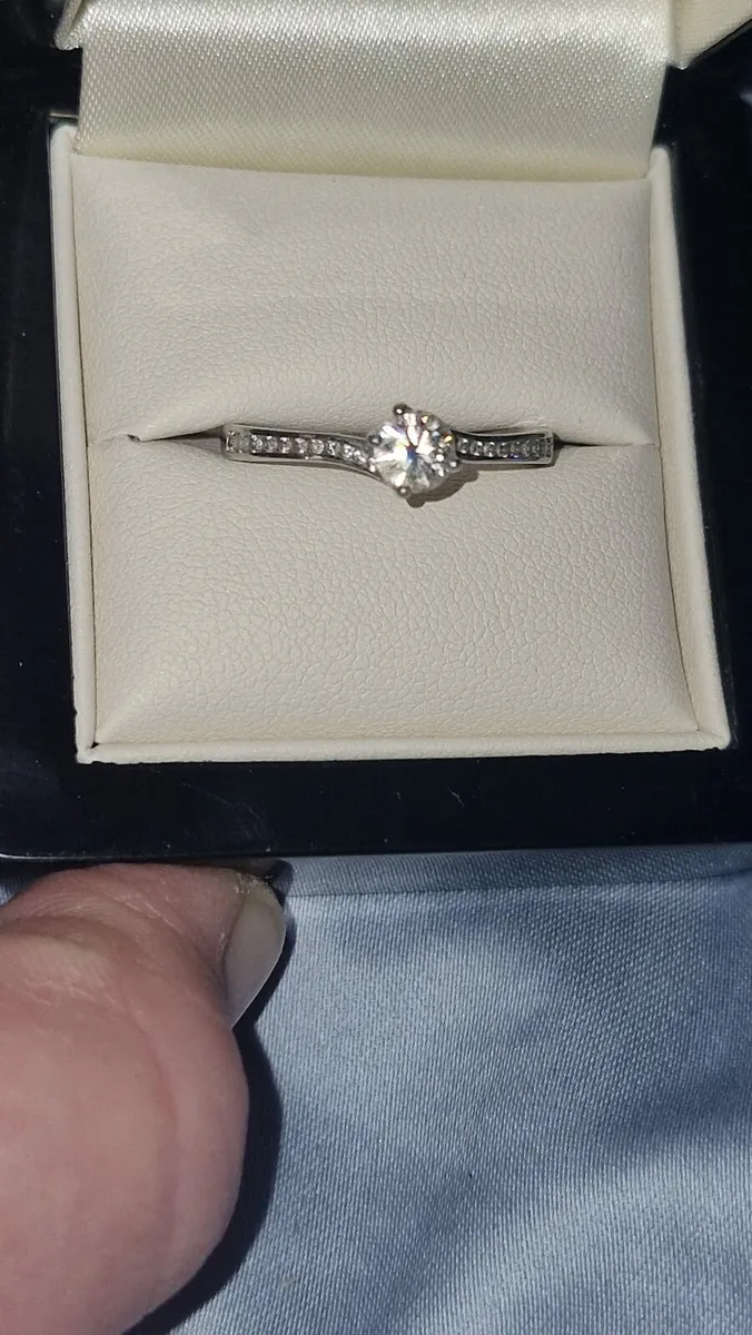 Engagement  ring - Image 1