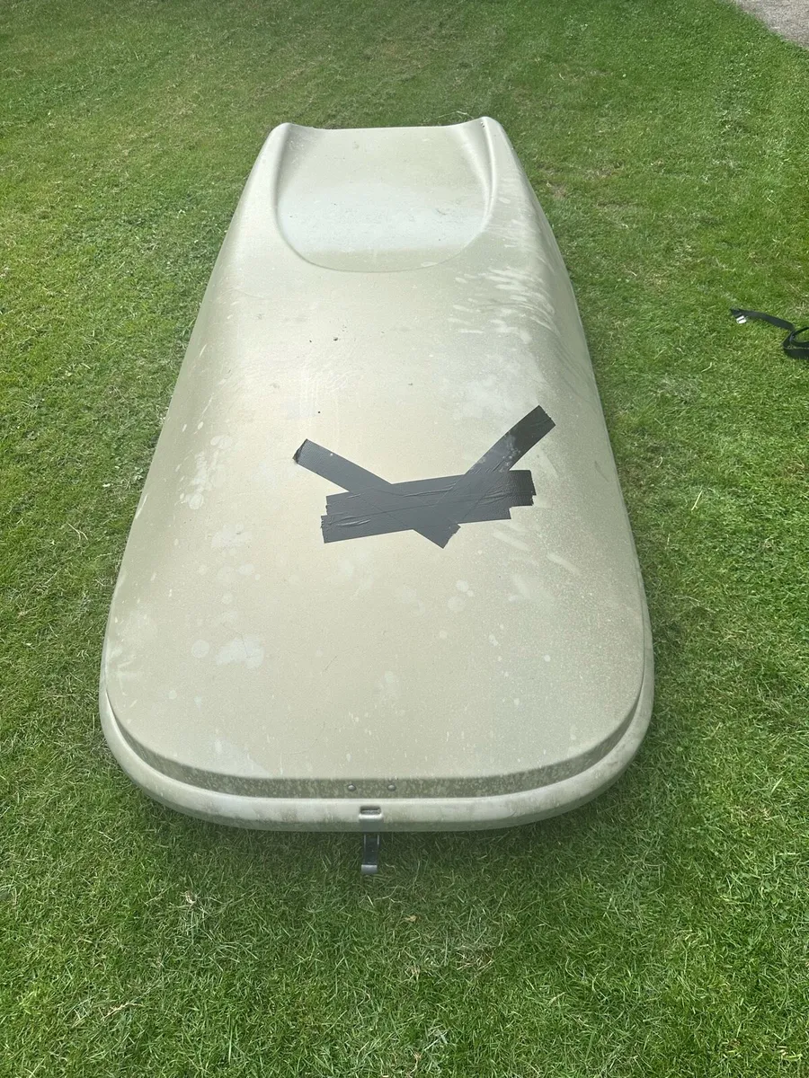Roof box - Image 2