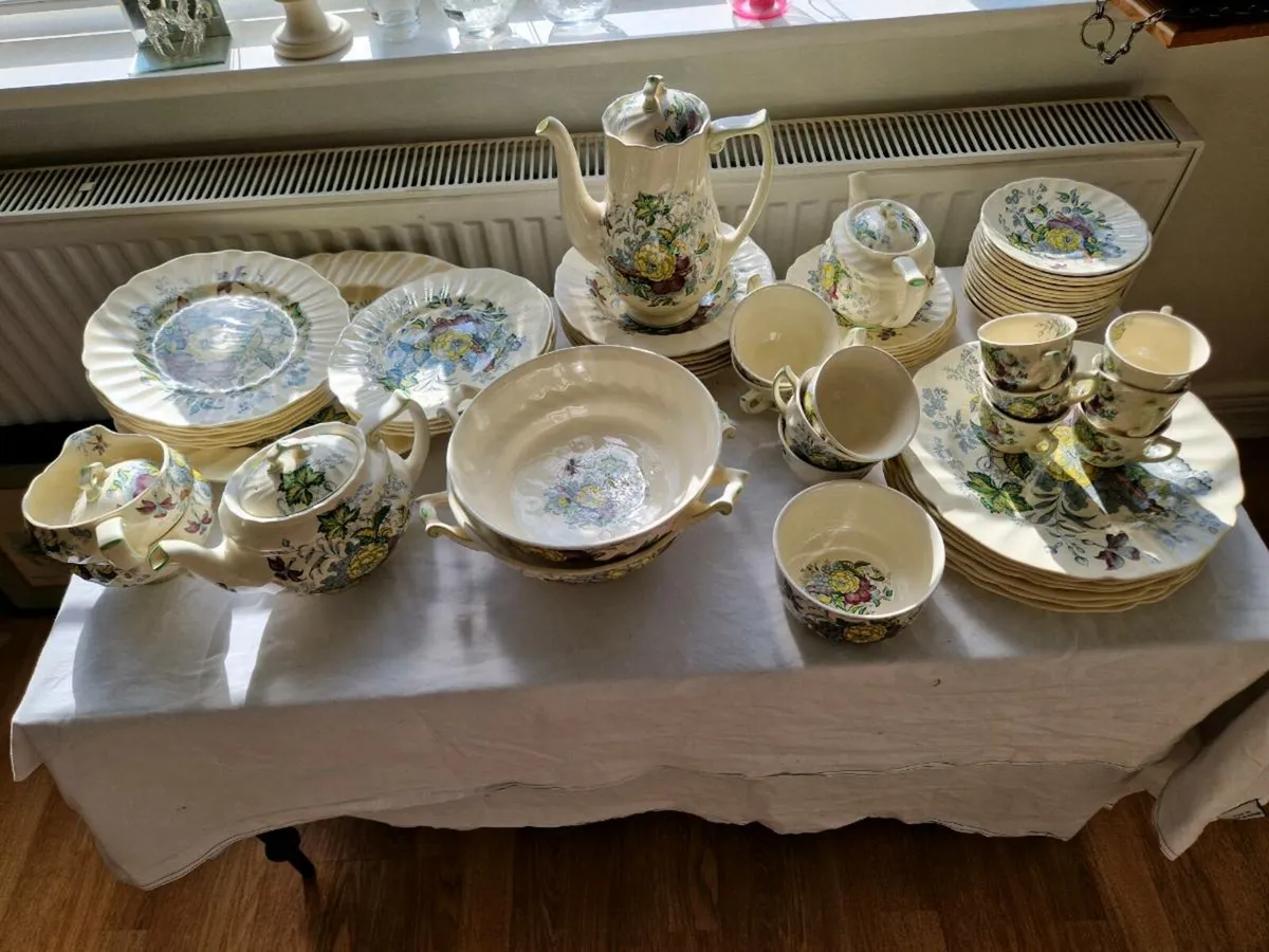 Royal Doulton 70 piece set - Image 4