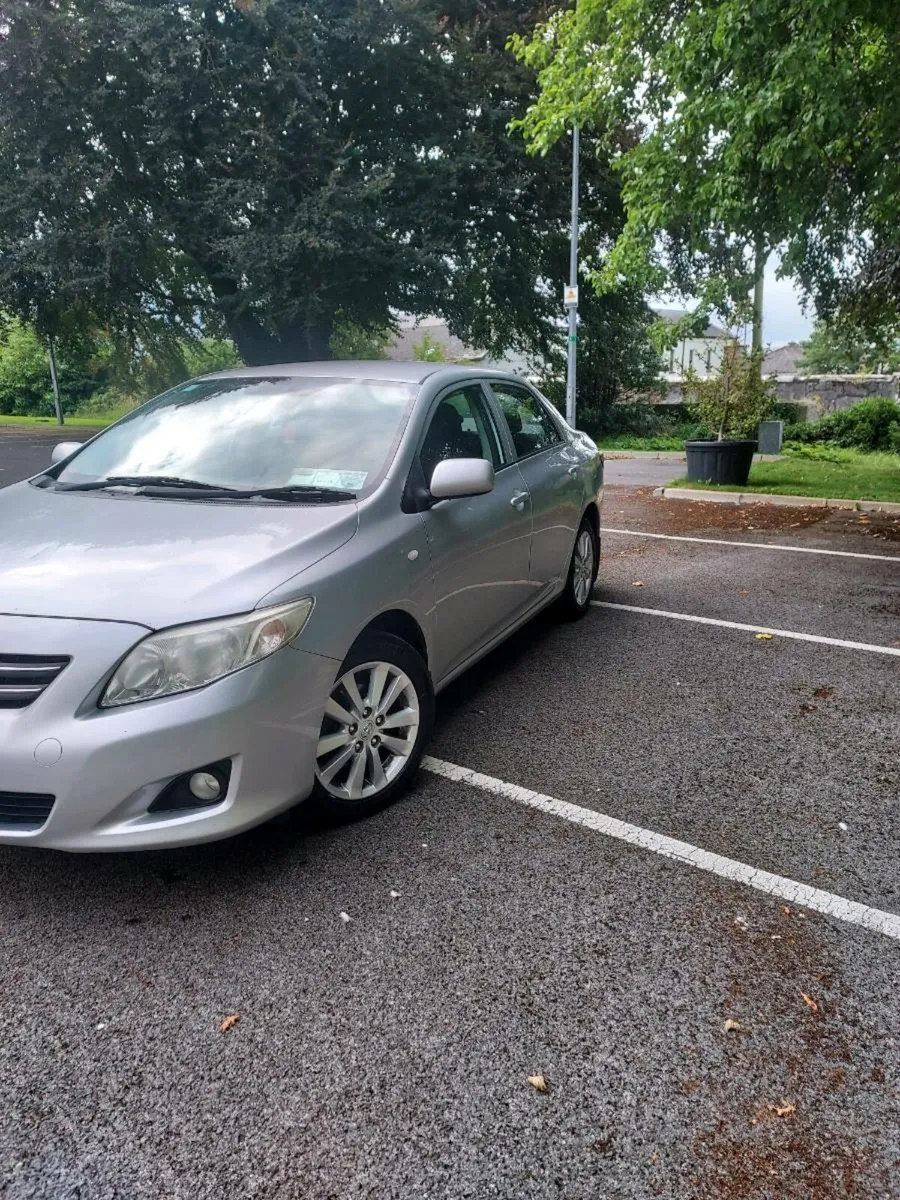 Toyota  corolla  d4d - Image 2