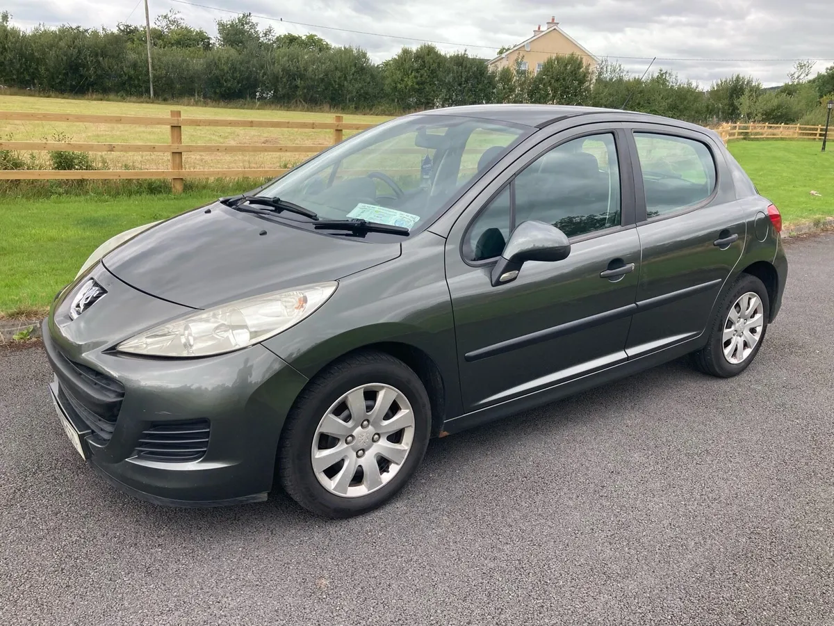 2 Owners,1.4 petrol, Taxed 2/26 Nct 2/26 - Image 3