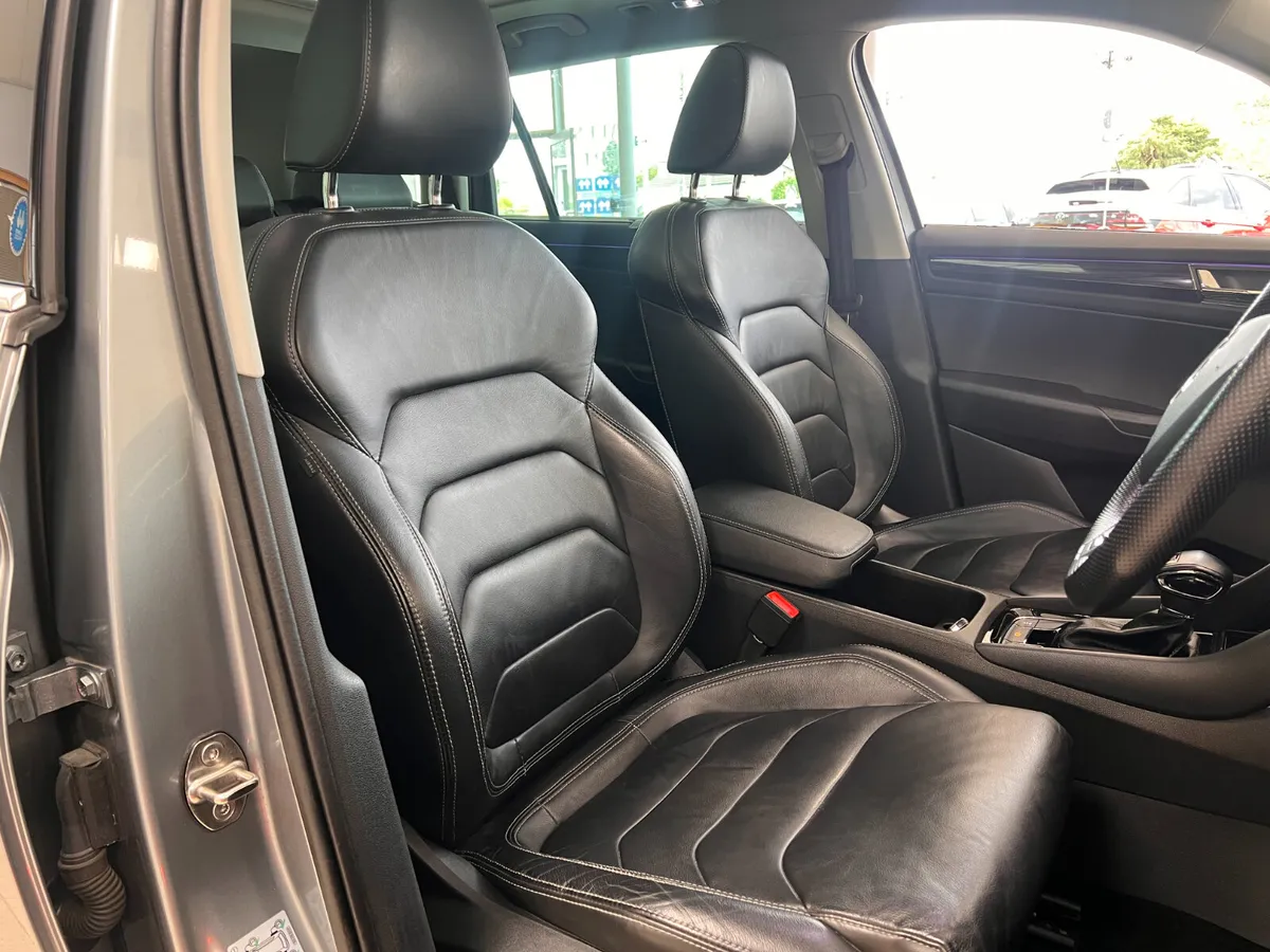 Rare 190 BHP 4x4 DSG Auto Massive Spec 1 Owner As - Image 3