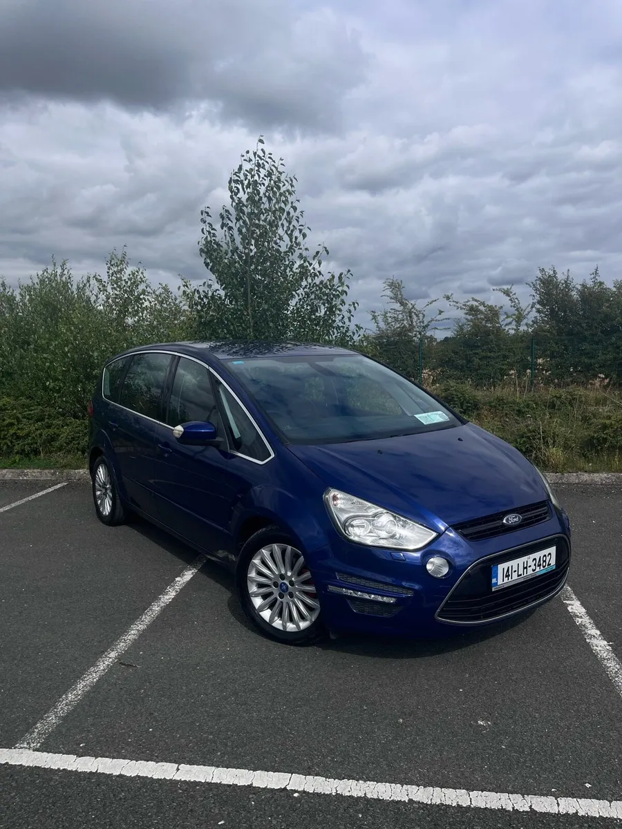 Ford S-Max Titanium - Image 1
