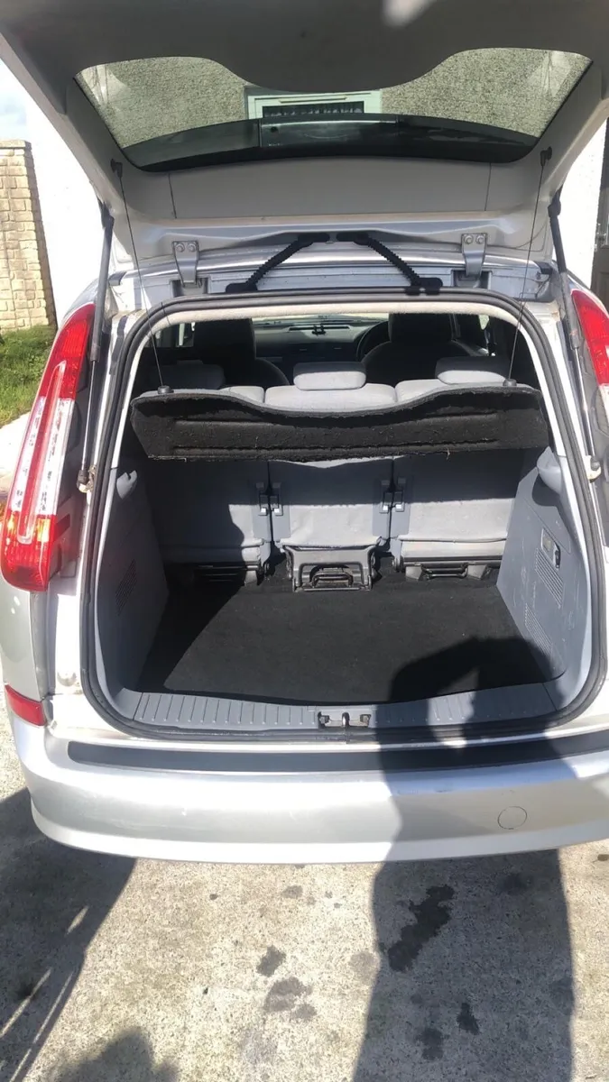 Ford Focus C-Max 2007 - Image 2