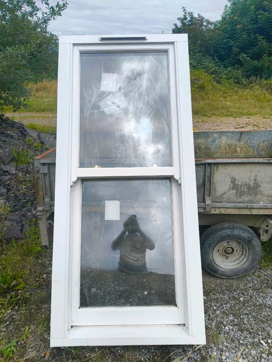 Sliding sash windows X3 - Image 1
