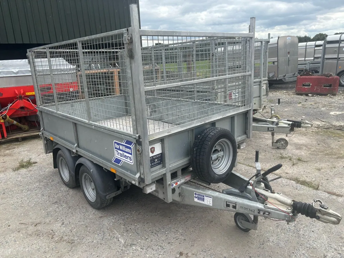 8x5 multi purpose trailer with removable mesh side