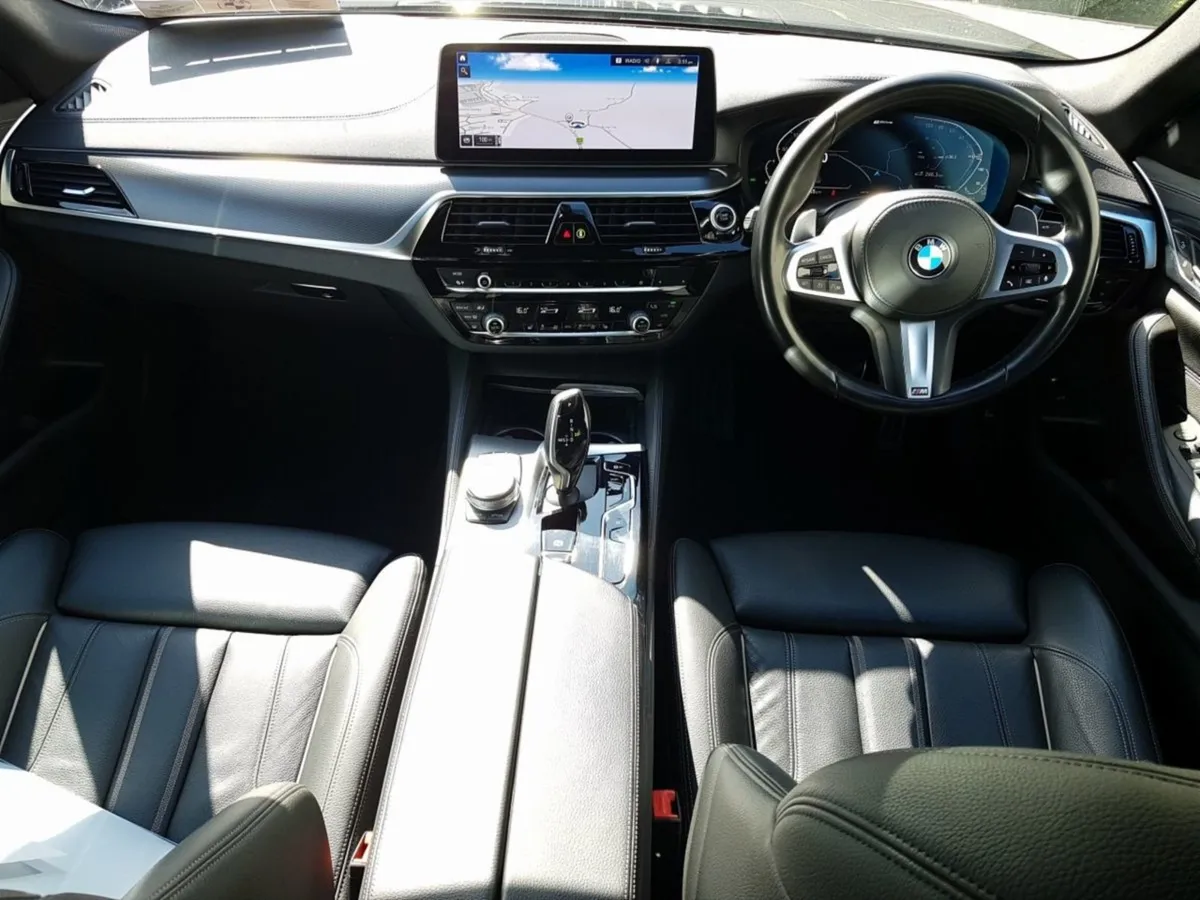 BMW 5 Series 530e M Sport - Image 4
