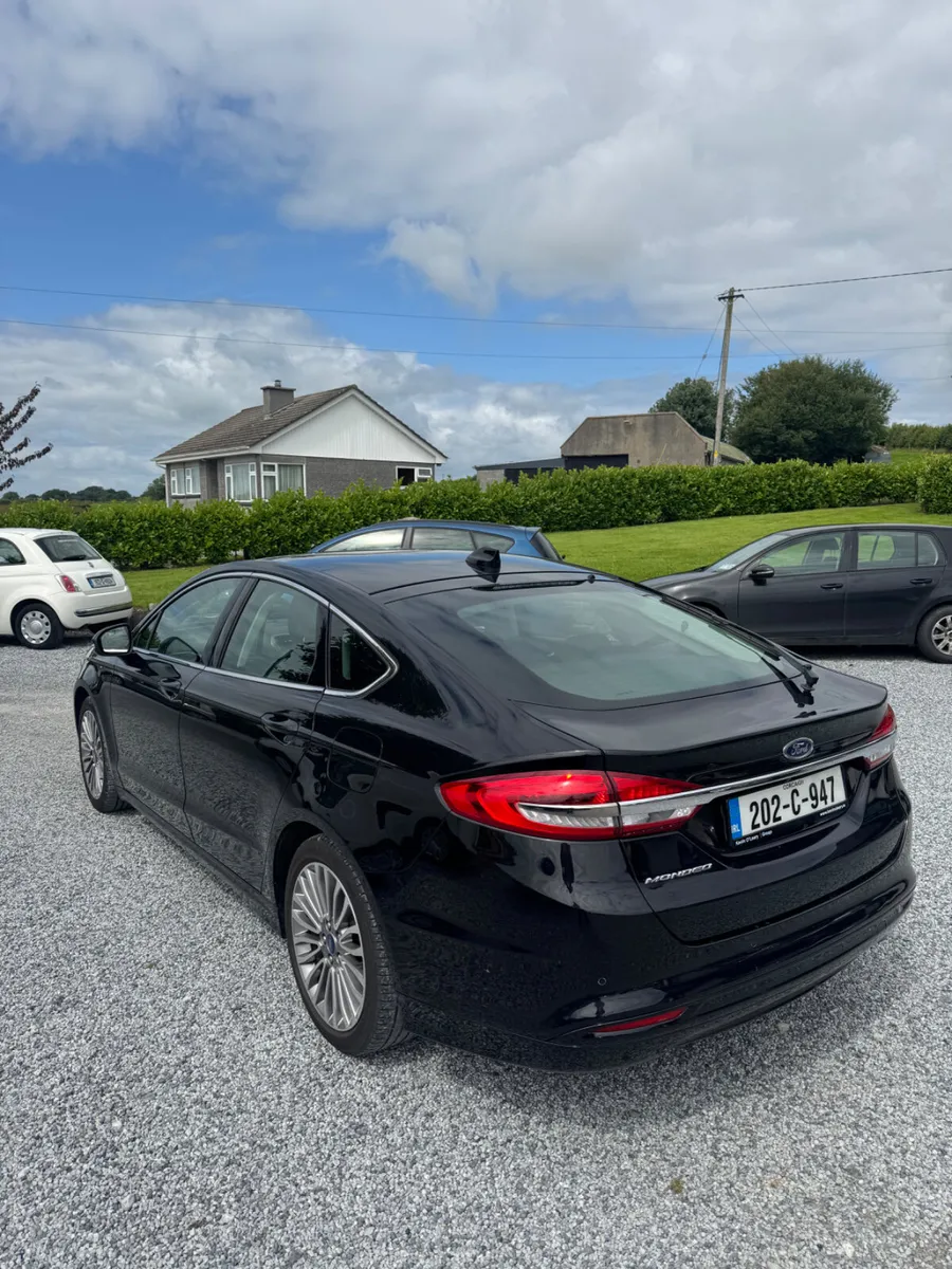 Ford Mondeo 2020 titanium 2 litre - Image 4