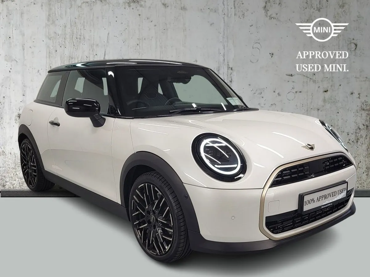 MINI Cooper Cooper Classic Auto - Image 1