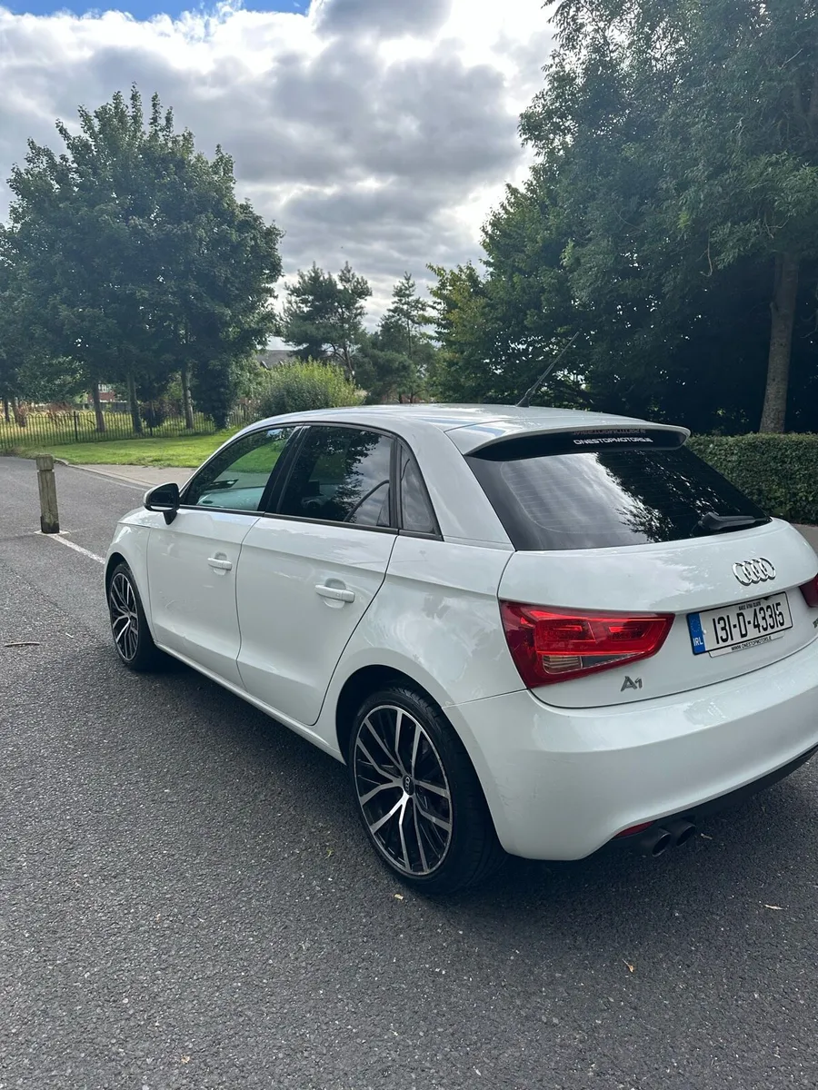 Audi A1 1.4 TFSI Auto Sport - Image 4