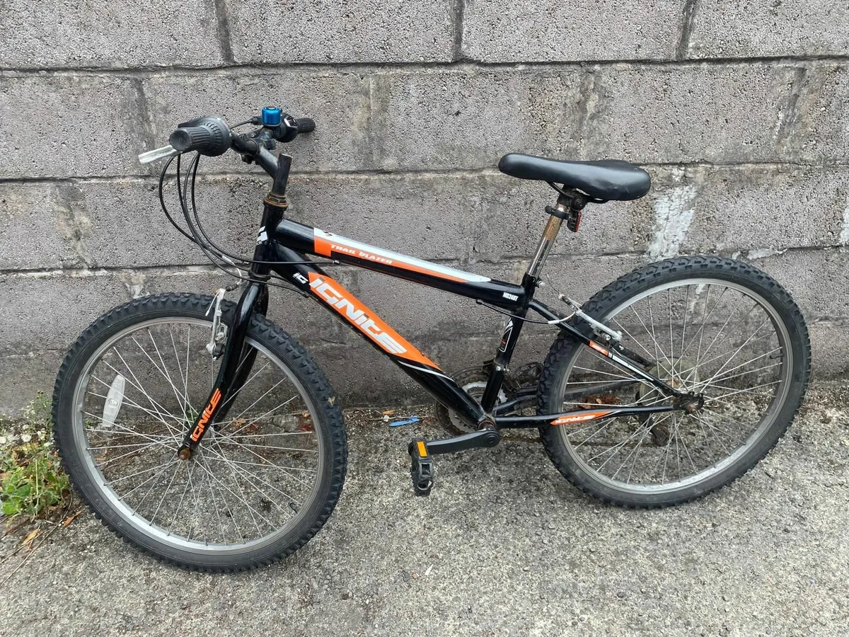 Black Ignite Bike - Image 2