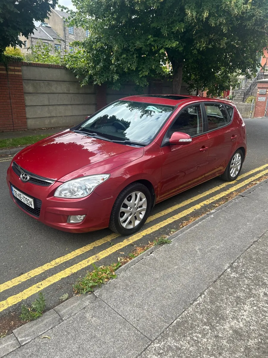 Hyundai i30 2009 - Image 2