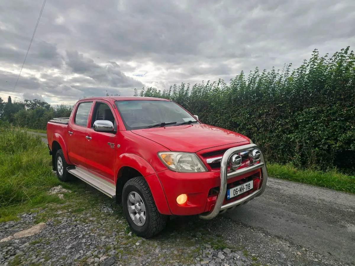 Toyota hilux - Image 1