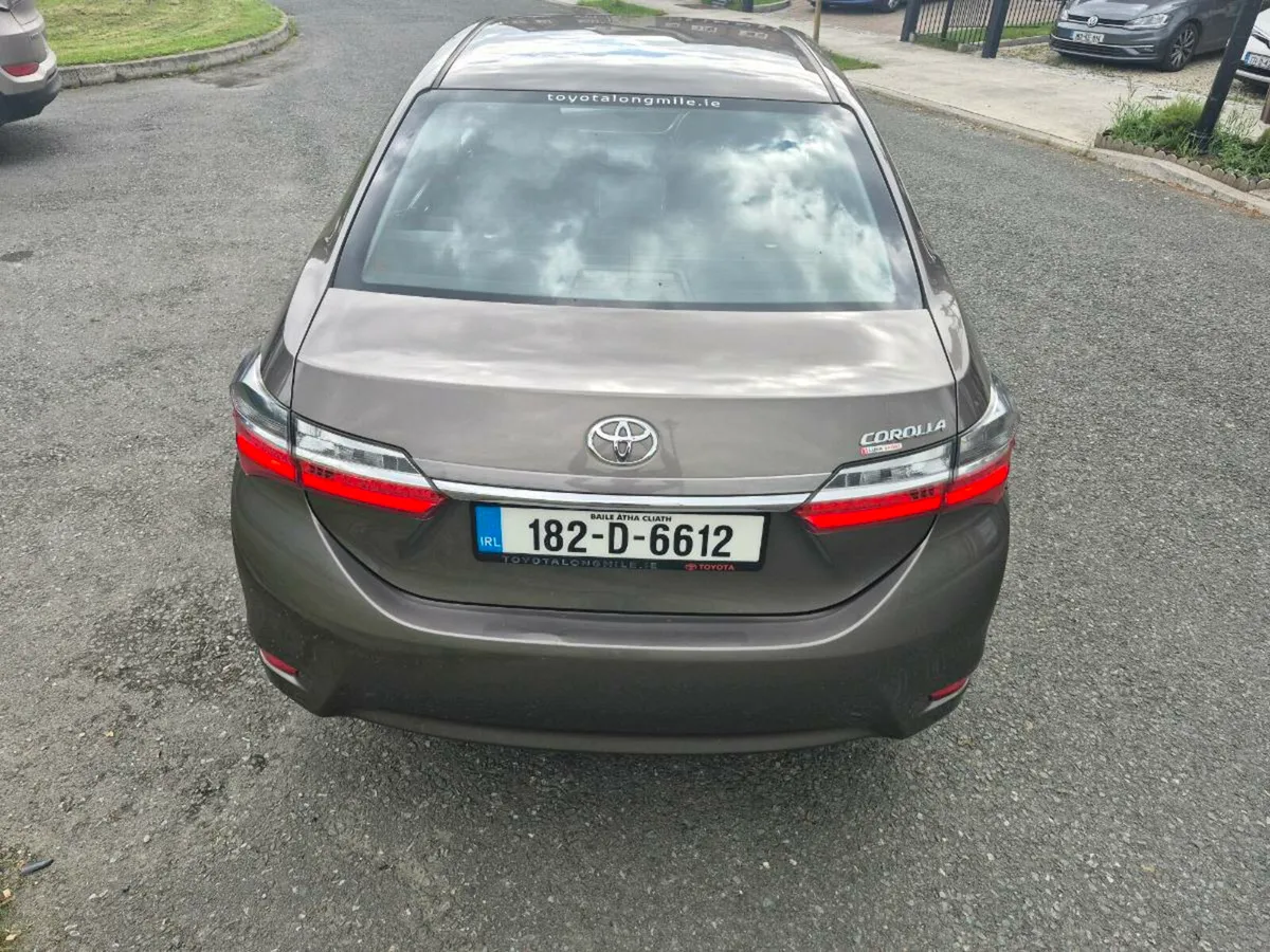 Toyota corolla luna sport - Image 4