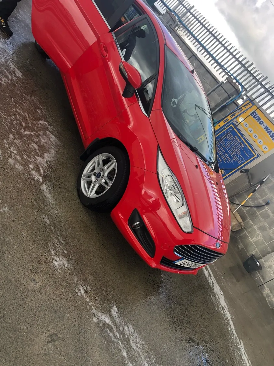 Ford Fiesta 2013 1.5 - Image 1