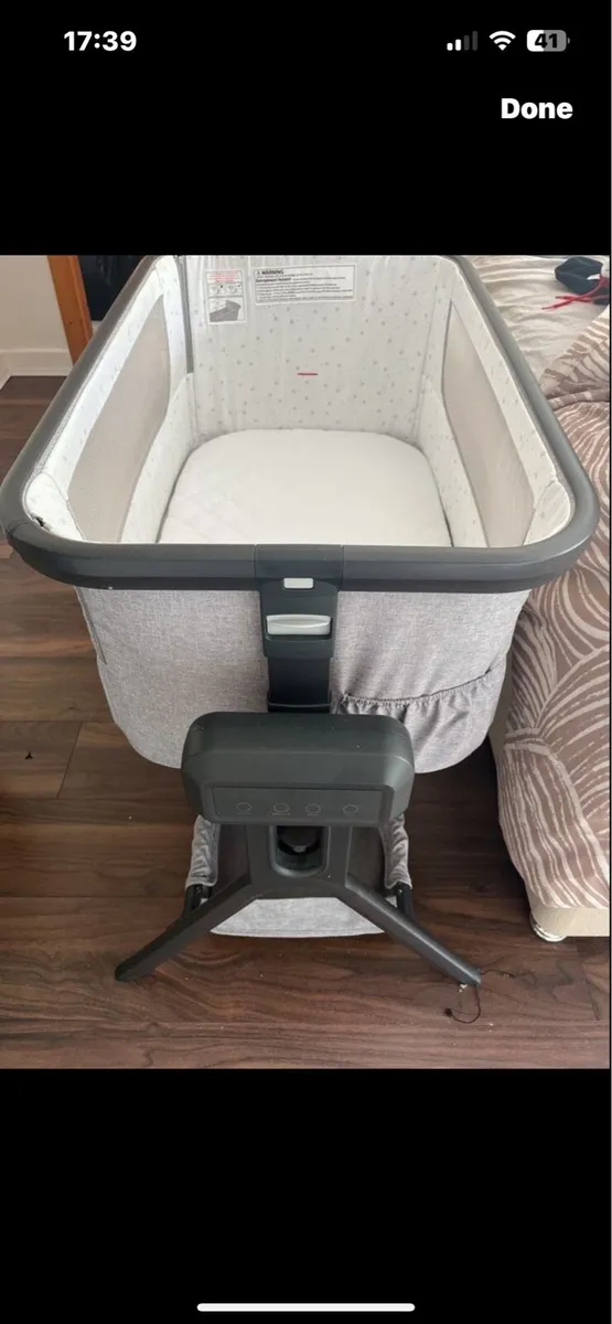 Baby Elegance Co-Glide Electric Bedside Crib - Image 1