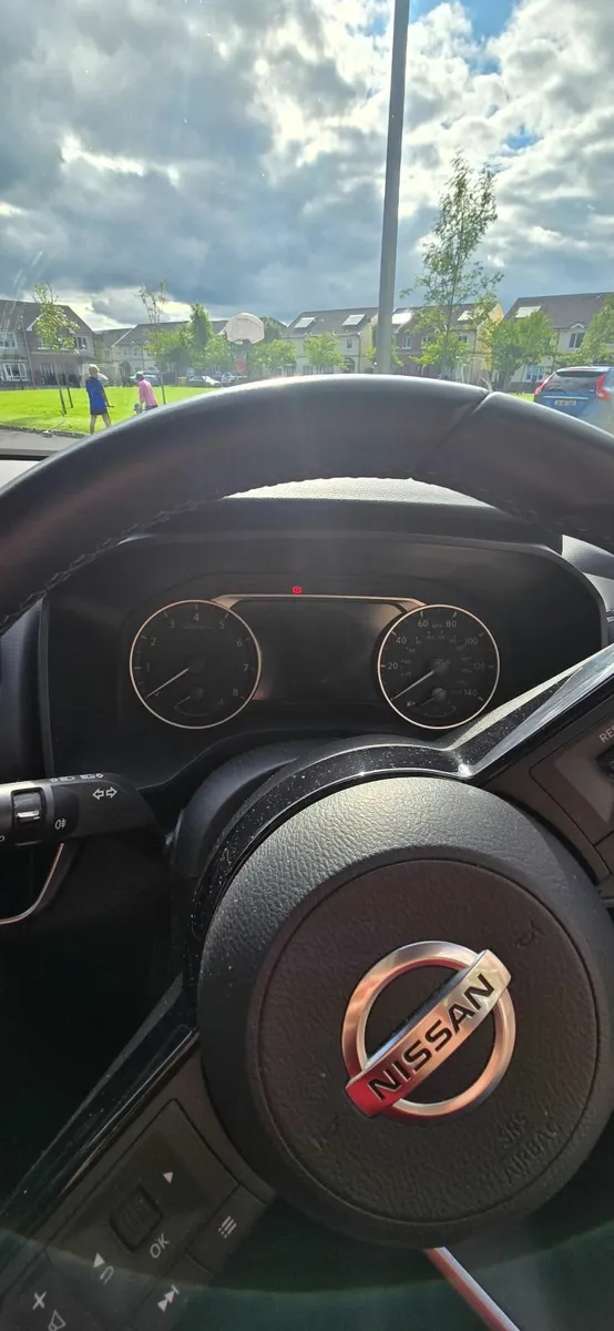 Nissan Qashqai 2021 1.3 Mild hybrid - Image 3