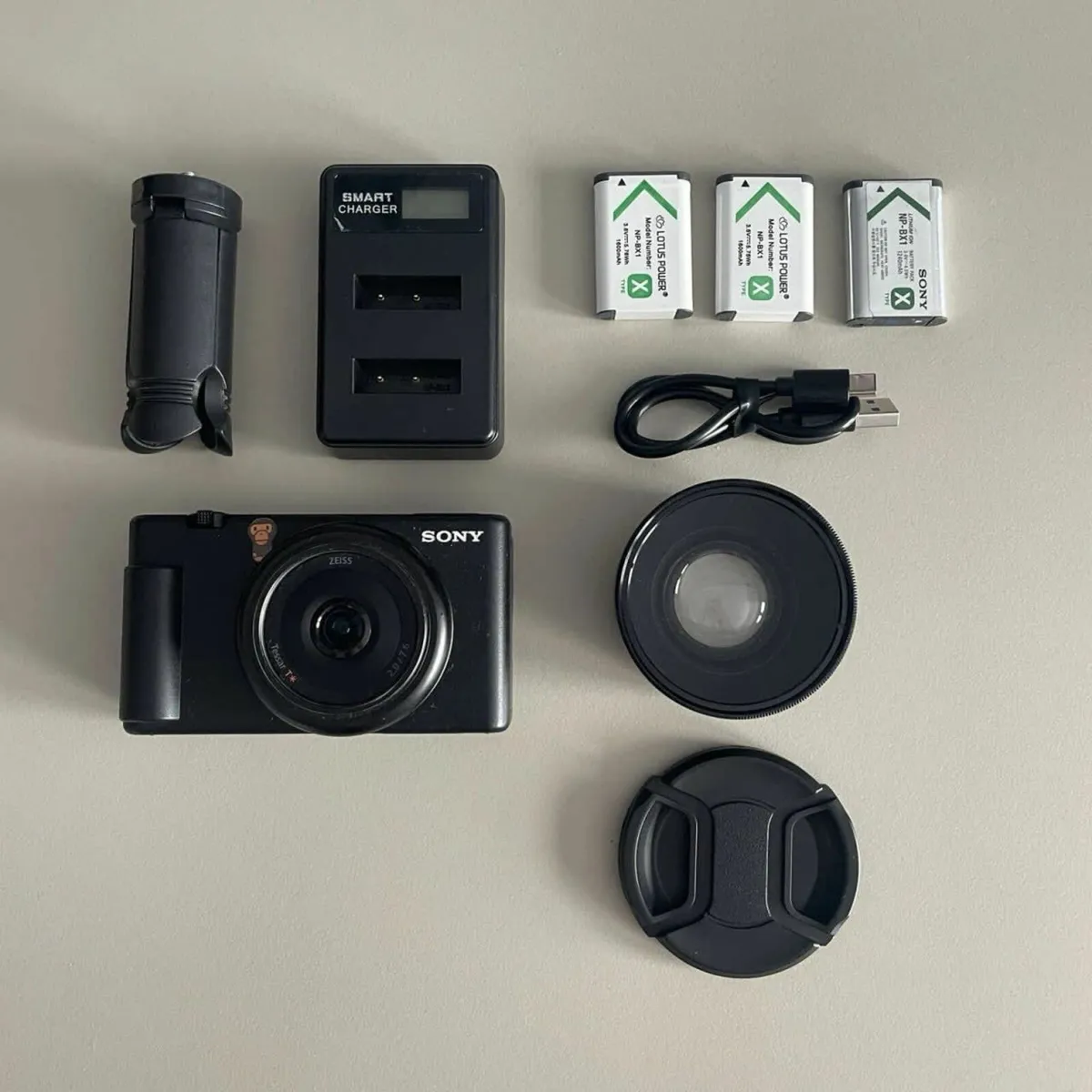 Sony ZV-1F 20.1MP 4K Vlogging Camera - Image 2