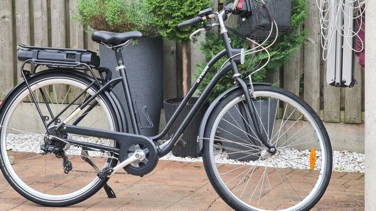Btwin electric bike SUPER CLEAN ebike - Image 2