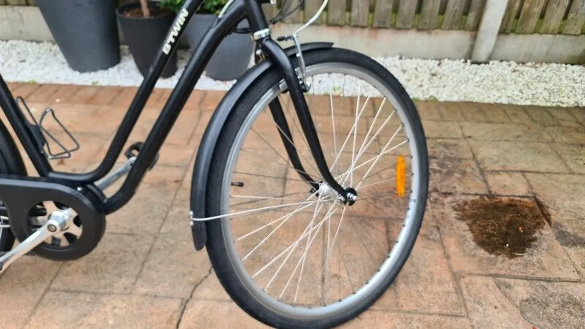 Btwin electric bike SUPER CLEAN ebike - Image 3