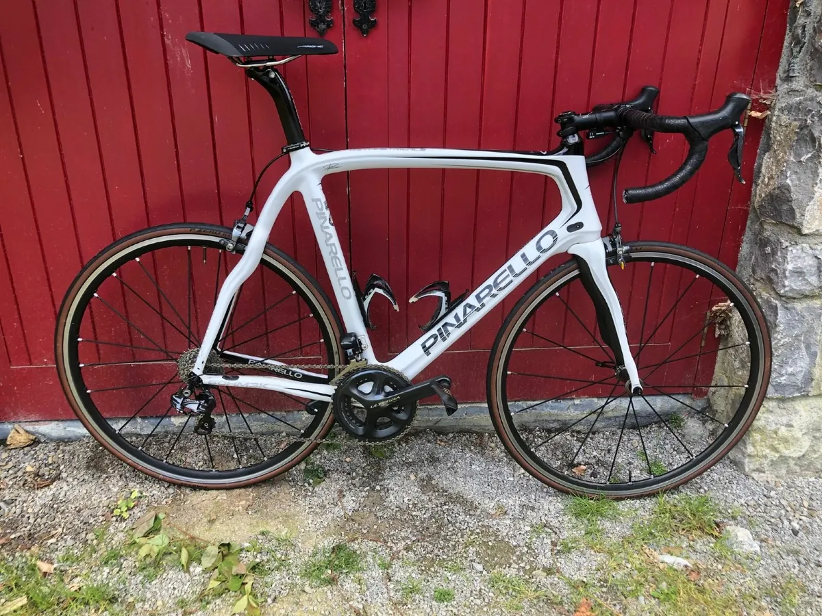 Pinarello Prince Di2 Carbon Road Bike 59.5cm - Image 1