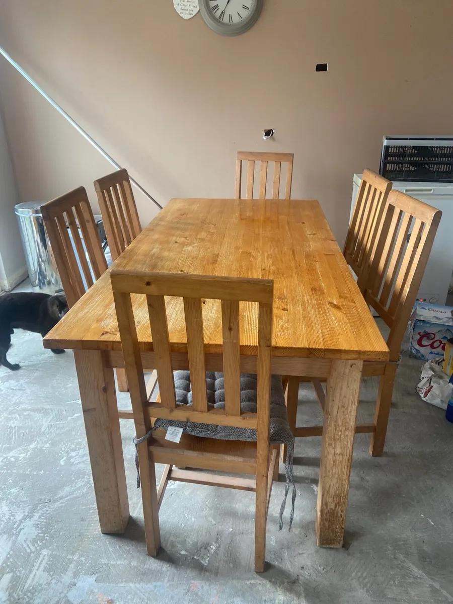 Kitchen Table and 6 chairs - Image 2