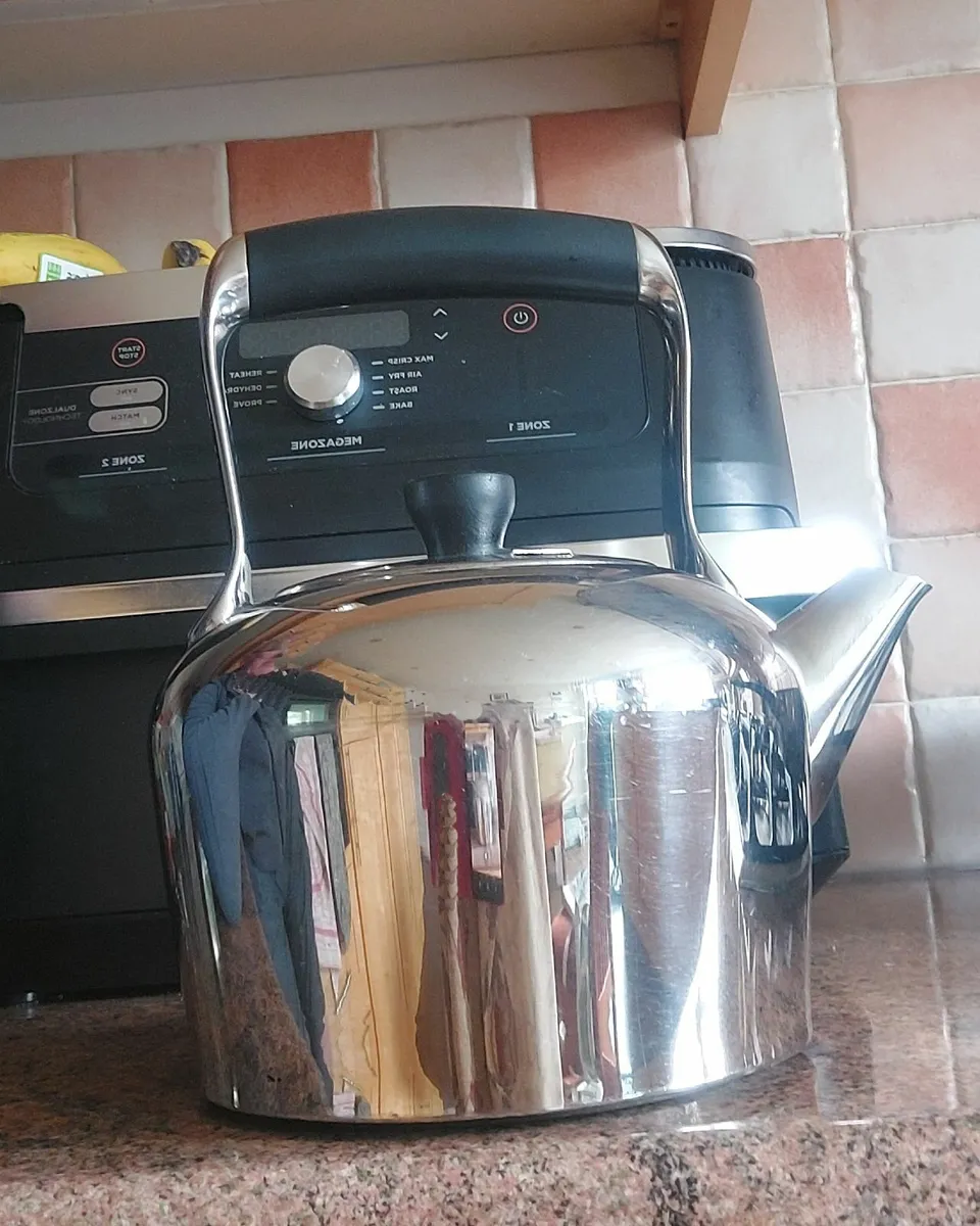 Aga kettle - Image 1